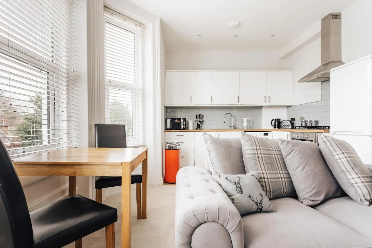 公寓 Holiday Home Near Train Station 伯恩茅斯